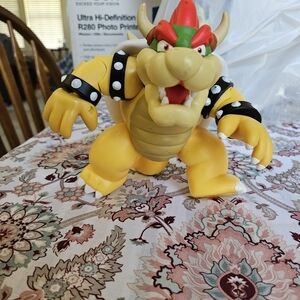 Super Mario Bros. Bowser 6" Action Figure Jakks Pacific World of Nintendo 2014